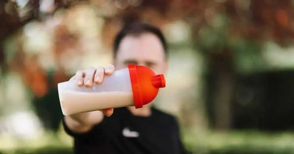 Receitas de Shake de Proteína: 10 Shakes Deliciosos para Impulsionar seus Ganhos